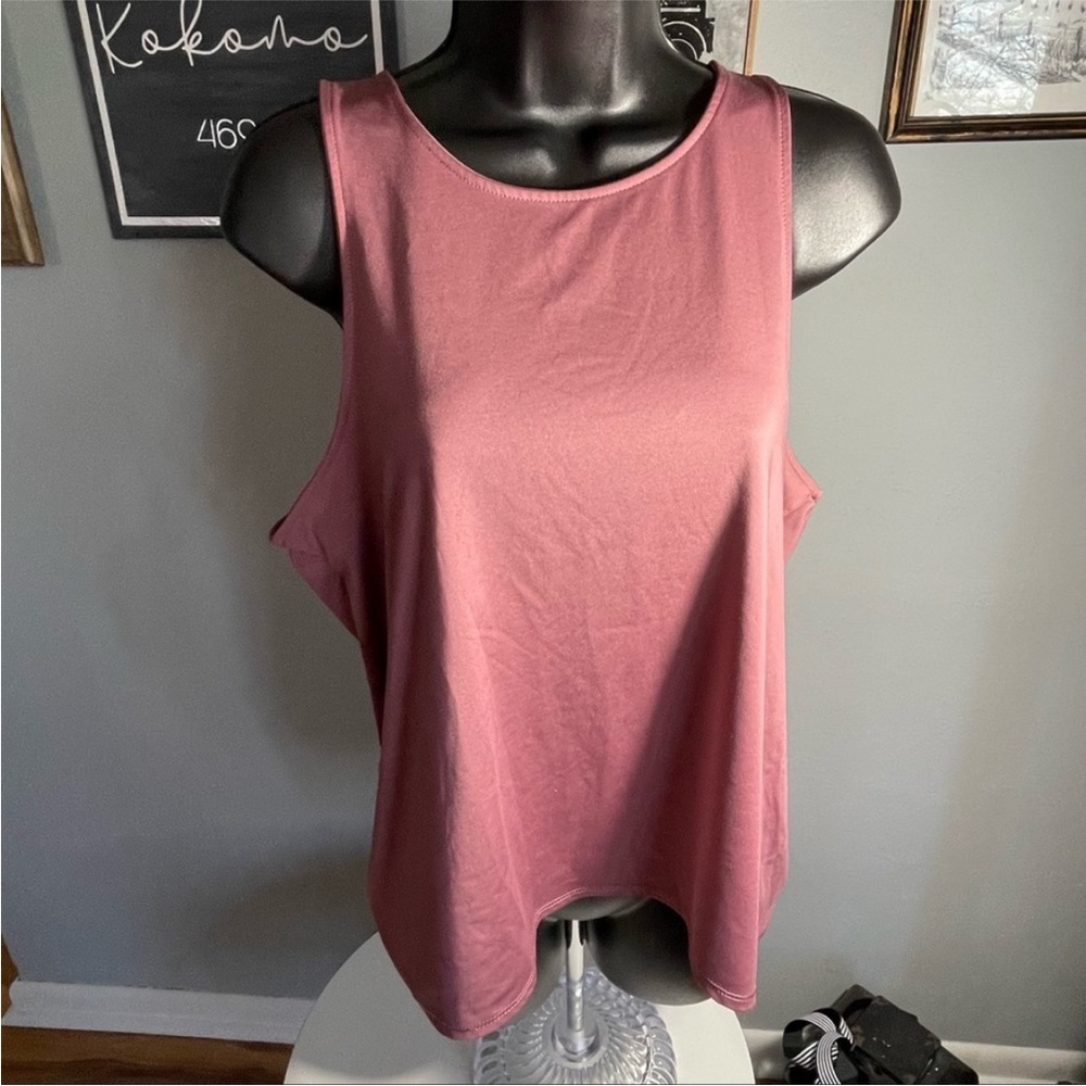 Yoga top